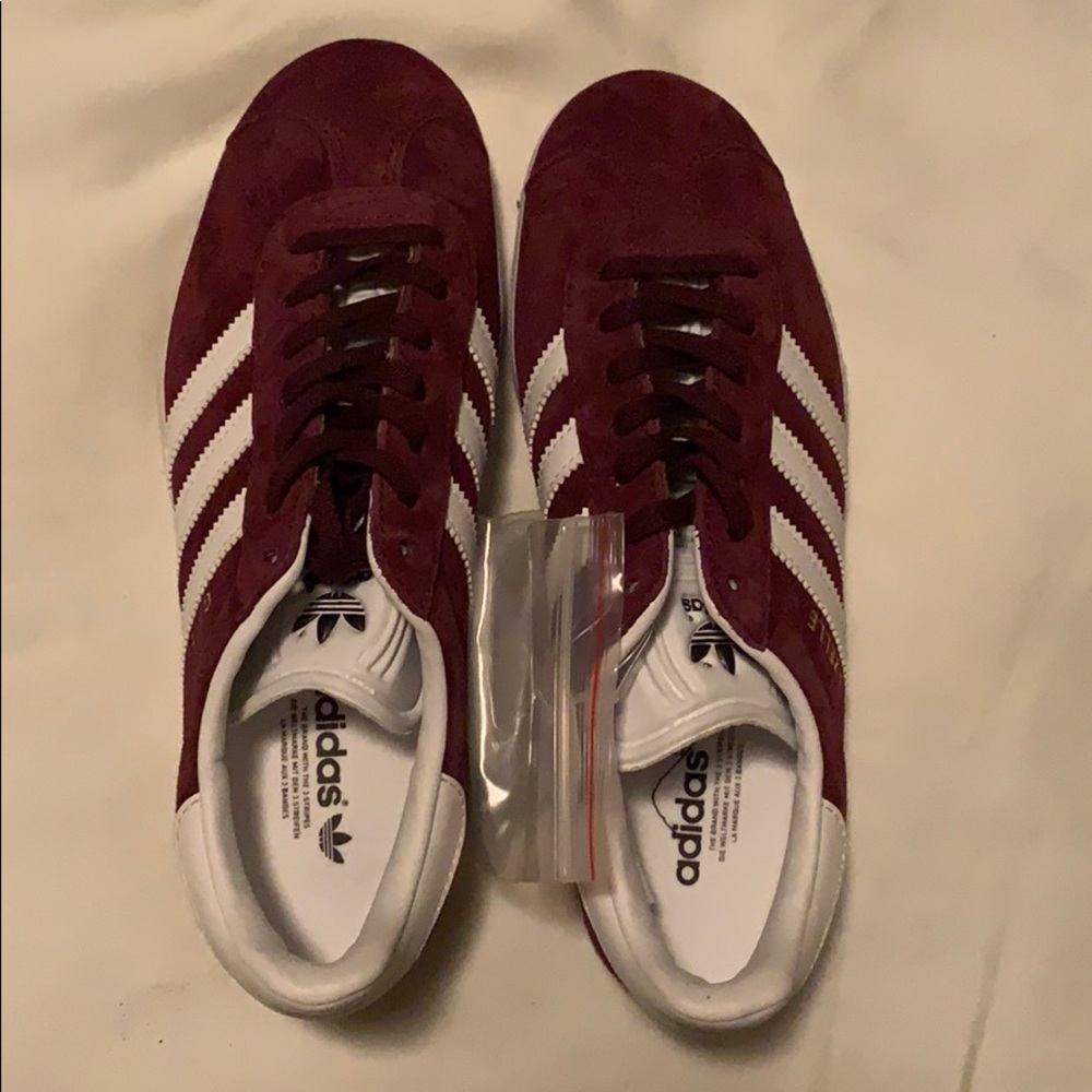 Adidas Gazelle Maroon size 5 1/2 US